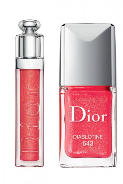 Conjuntinho-de-beleza-esmalte-combina-com-batom-08