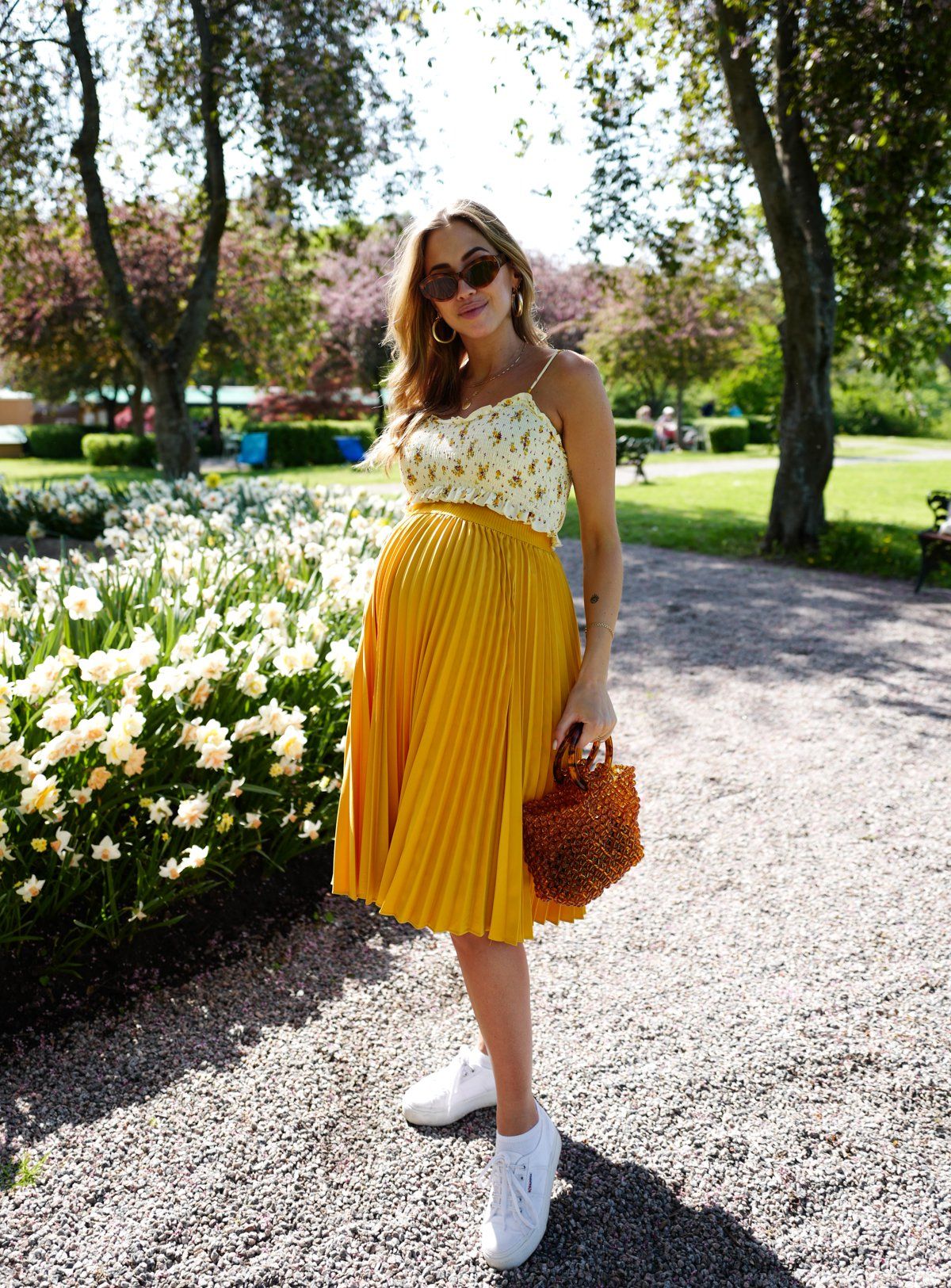 moda para gestantes: saia cintura alta 